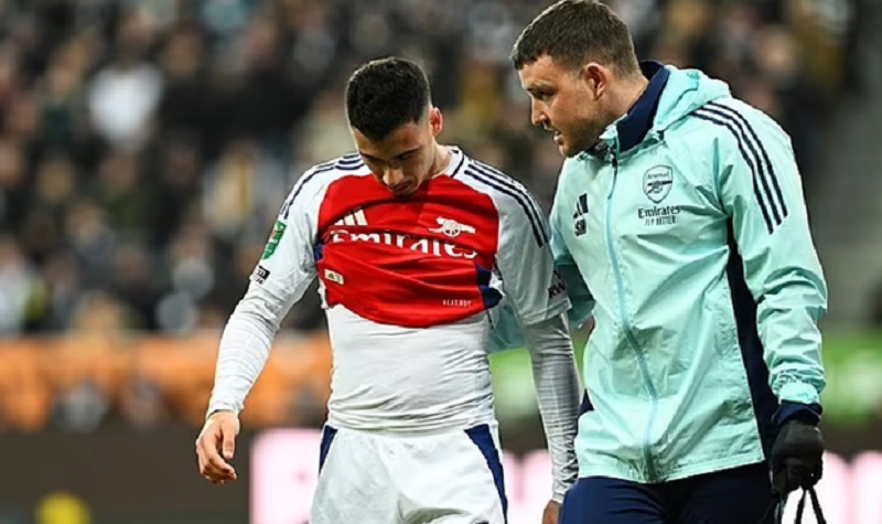 arsenal-lao-dao-khi-martinelli-nghi-hon-mot