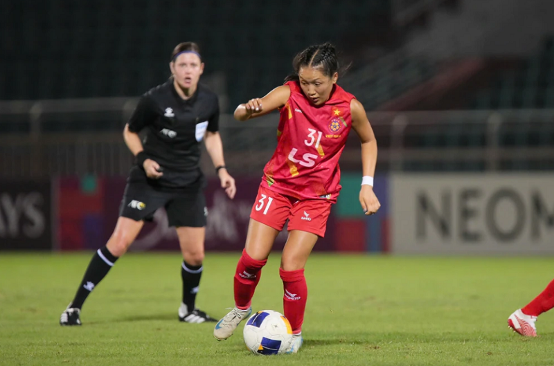 Trụ cột TP.HCM bất ngờ rời CLB với lý do khiến NHM ngỡ ngàng