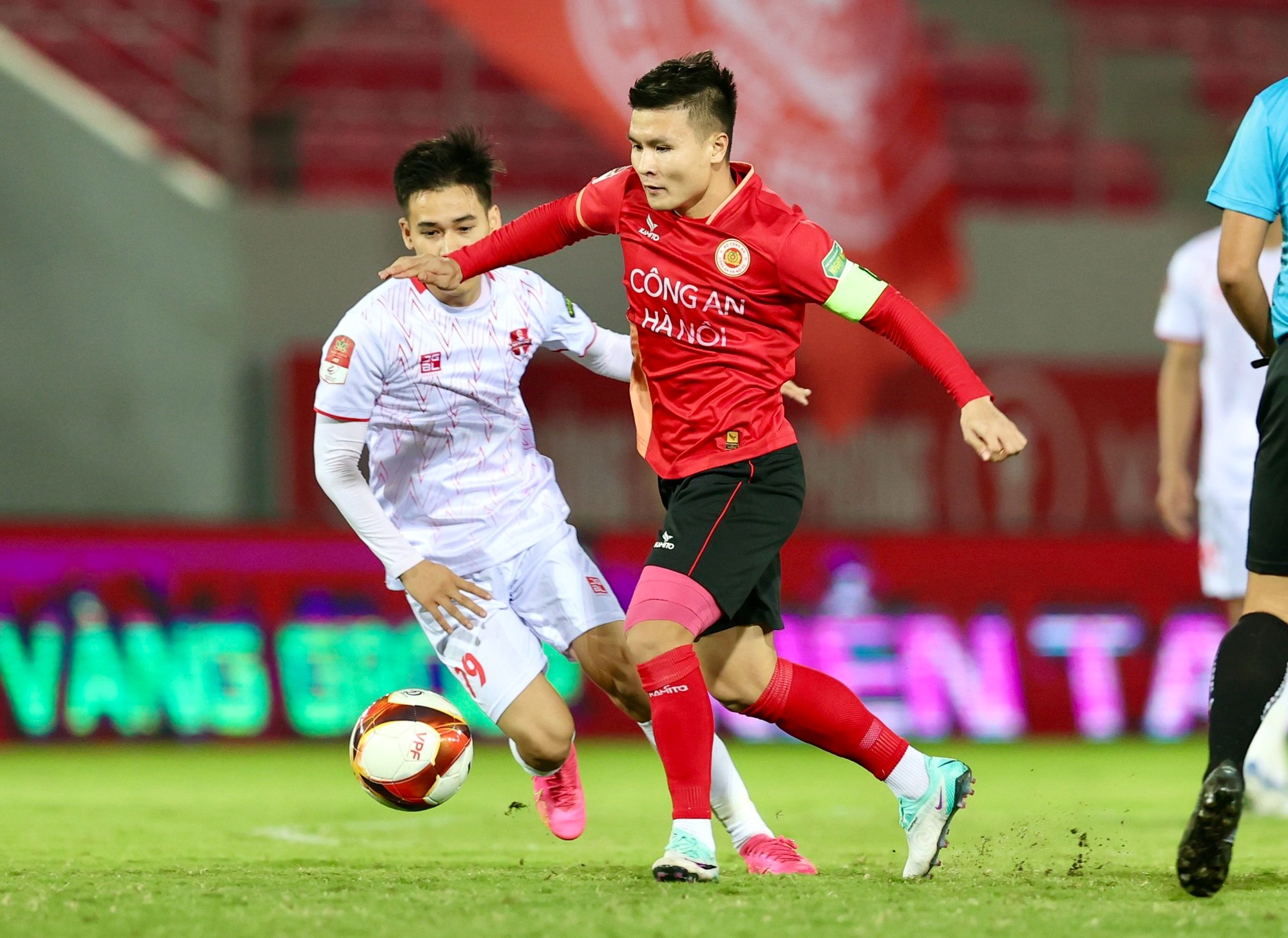 Nhận định soi kèo CAHN vs Hải Phòng lúc 17h00 ngày 22/6/2025 nhan-dinh-soi-keo-cahn-vs-hai-phong-luc-17h00-ngay-22-6-2025-1