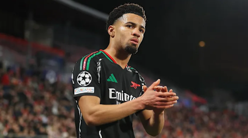 CHÍNH THỨC: Arsenal trói chân Nwaneri bằng bản hợp đồng dài hạn