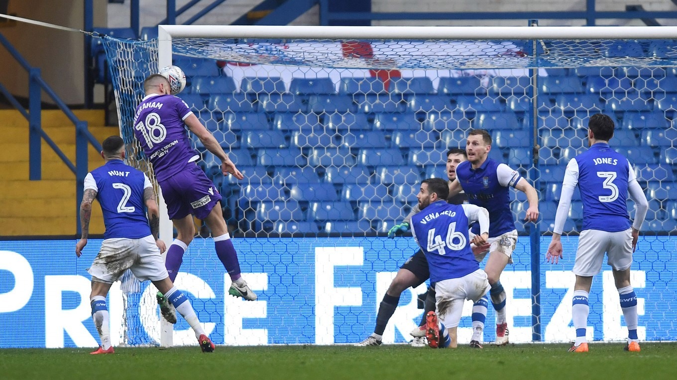 Nhận định soi kèo Bolton vs Sheffield Wednesday lúc 01h45 ngày 14/8/2025