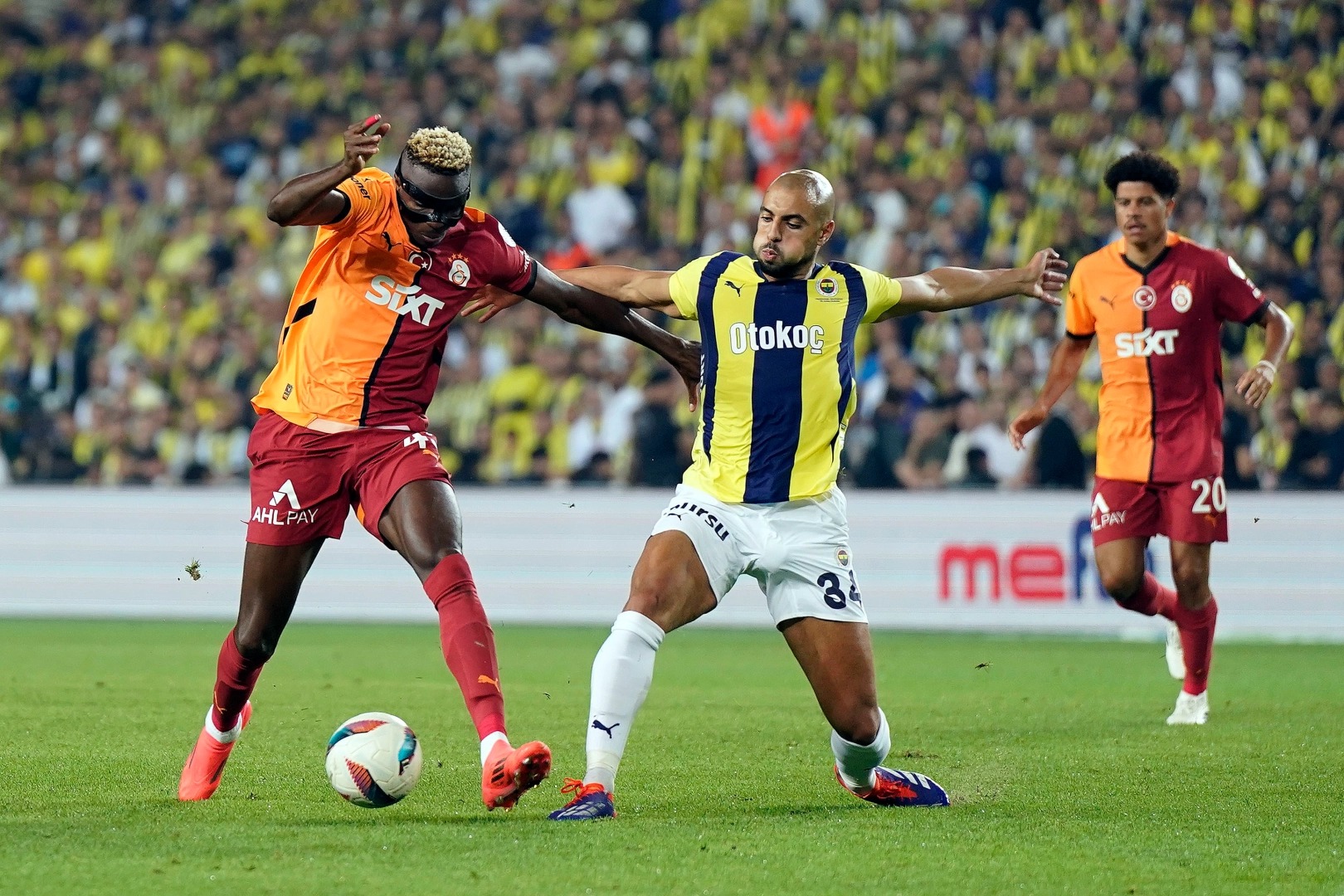 Nhận định soi kèo Fenerbahce vs Galatasaray lúc 00h00 ngày 2/12/2025